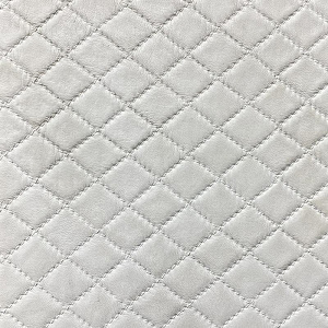 Кожаная панель DECO № 150 Ромбы белый 2800х1000х10 мм